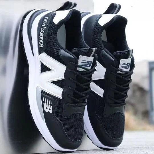 NB - Trainers 2025/2026